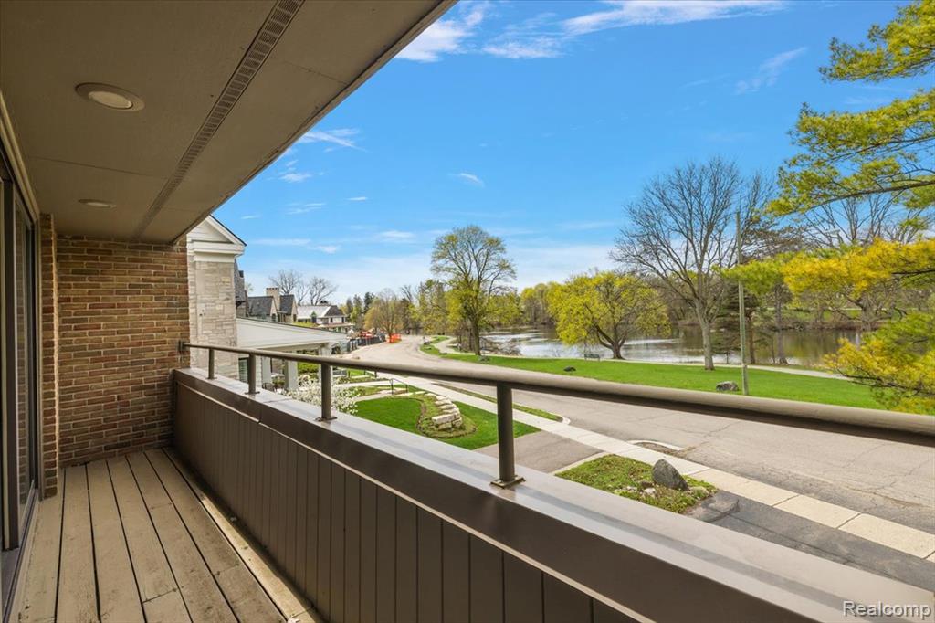 700 Lakeside Drive, Birmingham, MI 48009 — Photo 26