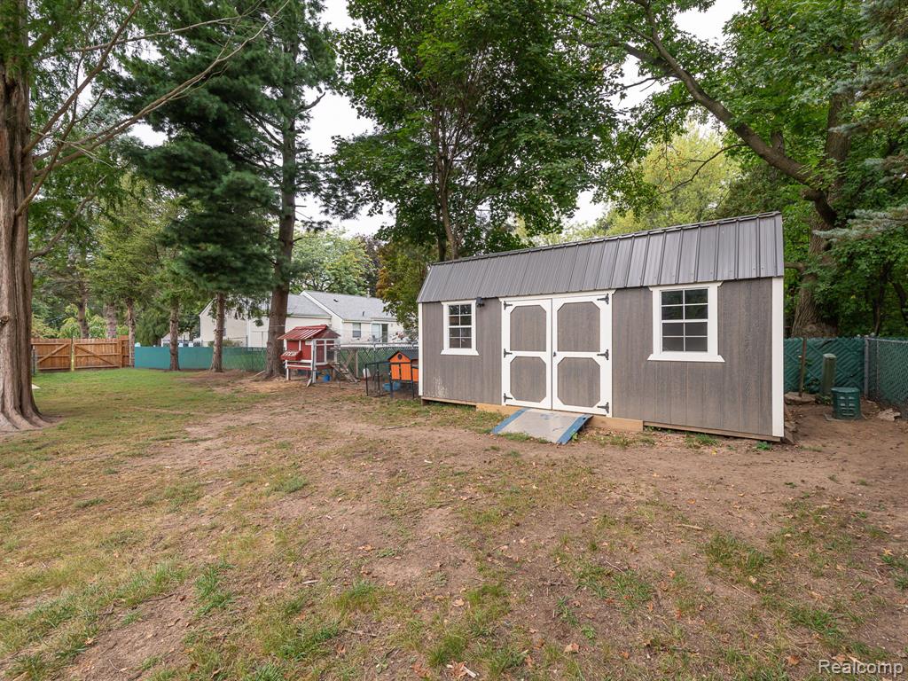 6655 Gove Court N, Tecumseh, MI 49286 — Photo 42