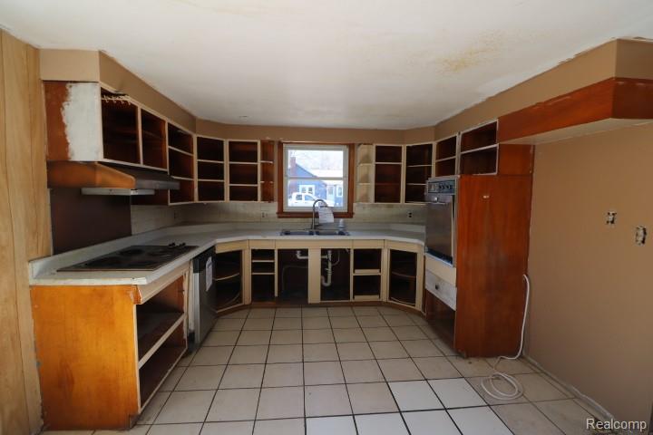 5184 E Mount Morris Road, Mount Morris, MI 48458 — Photo 8