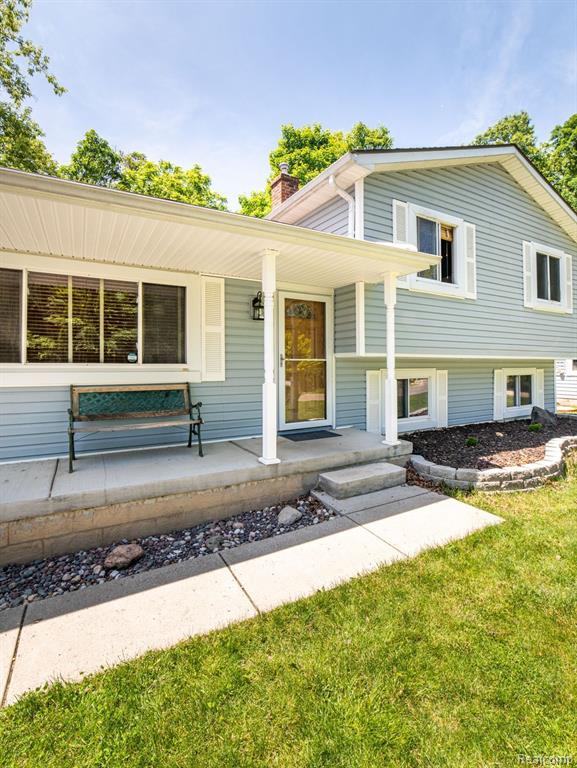 9089 SHERWOOD Drive, Davisburg, MI 48350 — Photo 4