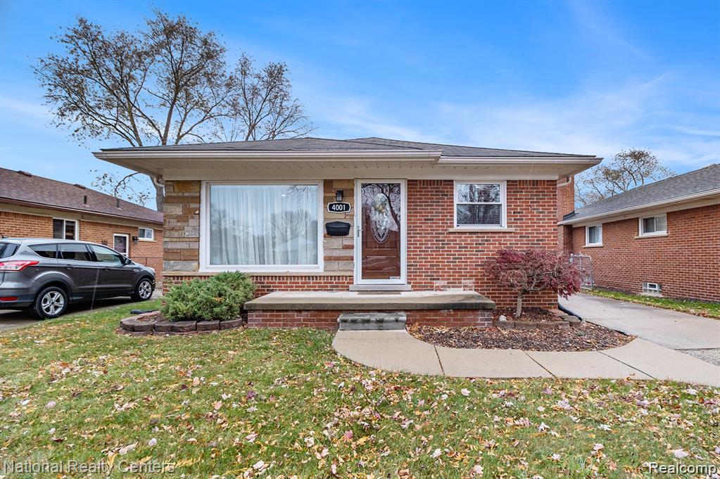 4001 Roosevelt Boulevard, Dearborn Heights, MI 48125 — front exterior