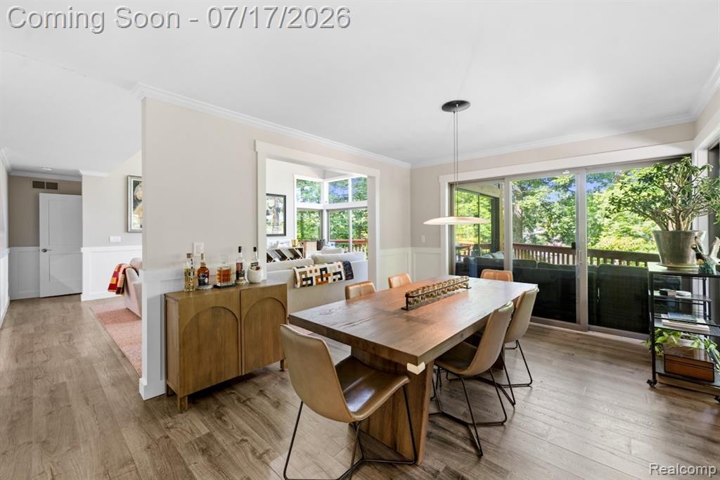 7375 Parkwood Drive, Fenton, MI 48430 — Photo 9