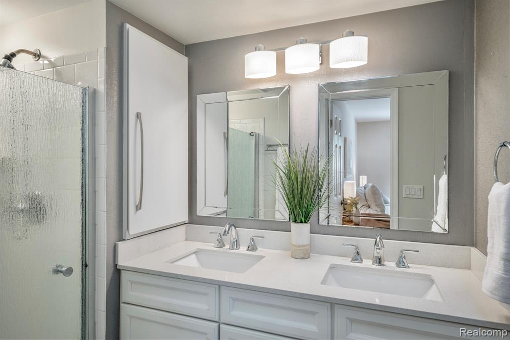 550 Billingsgate Court, C, Bloomfield Hills, MI 48301 — Photo 13