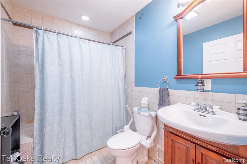 4097 Berlin Drive, Otter Lake, MI 48464 — Photo 15