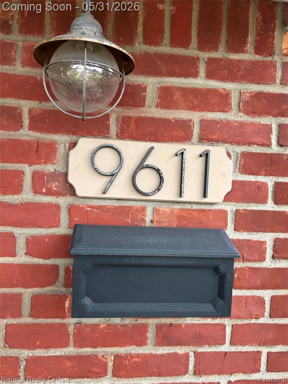 9611 Deering Street, Livonia, MI 48150 — Photo 3