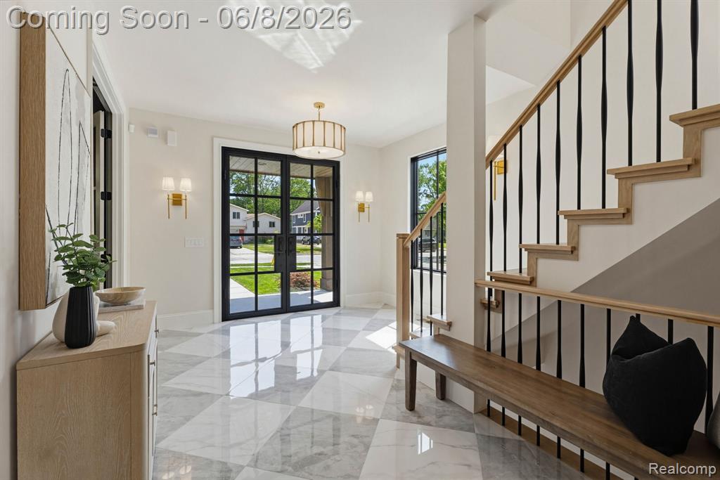 503 GIRARD Avenue, Royal Oak, MI 48073 — Photo 9