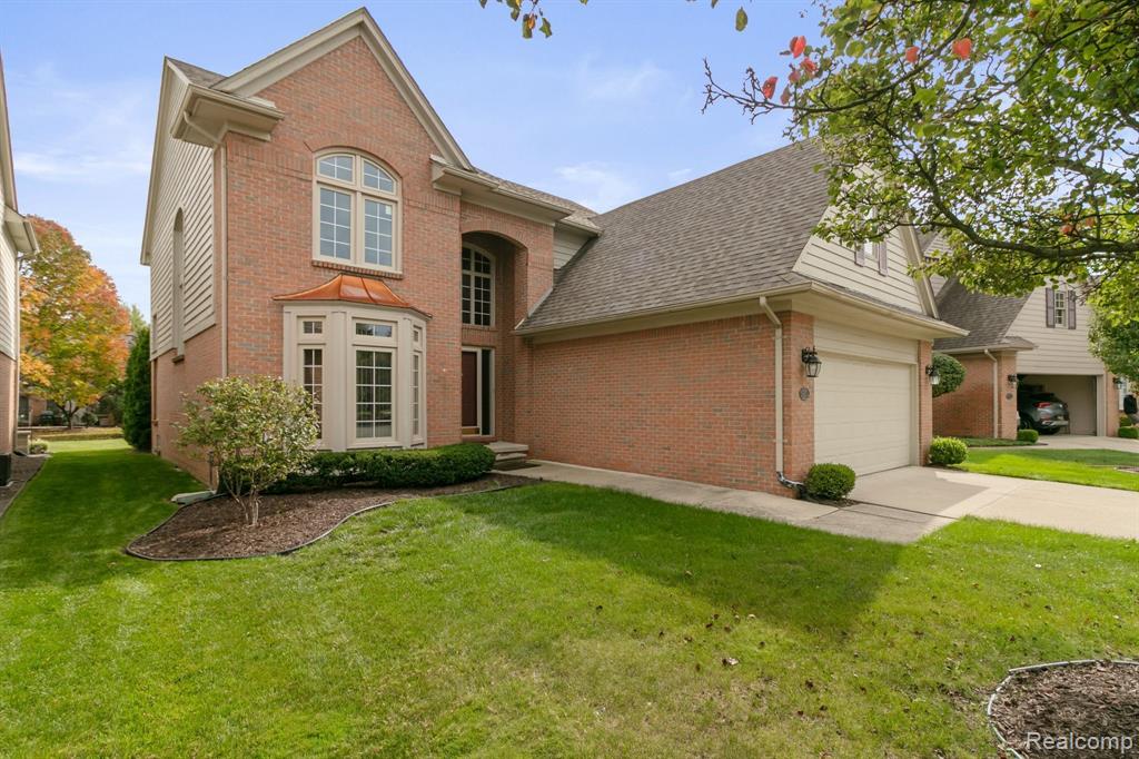 43552 INGLENOOK CT, Sterling Heights, MI 48314 — Photo 4