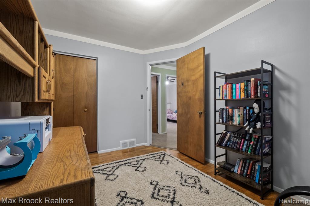 4432 Martin Road, Warren, MI 48092 — Photo 13