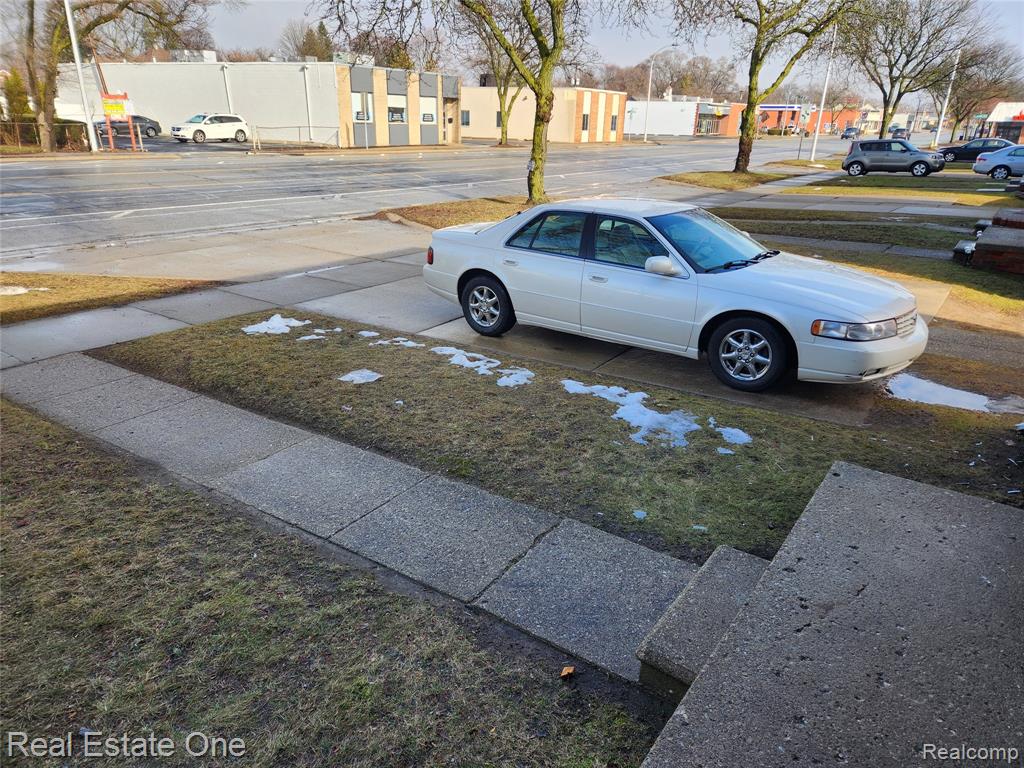 8741 W 9 Mile Road, Oak Park, MI 48237 — Photo 3