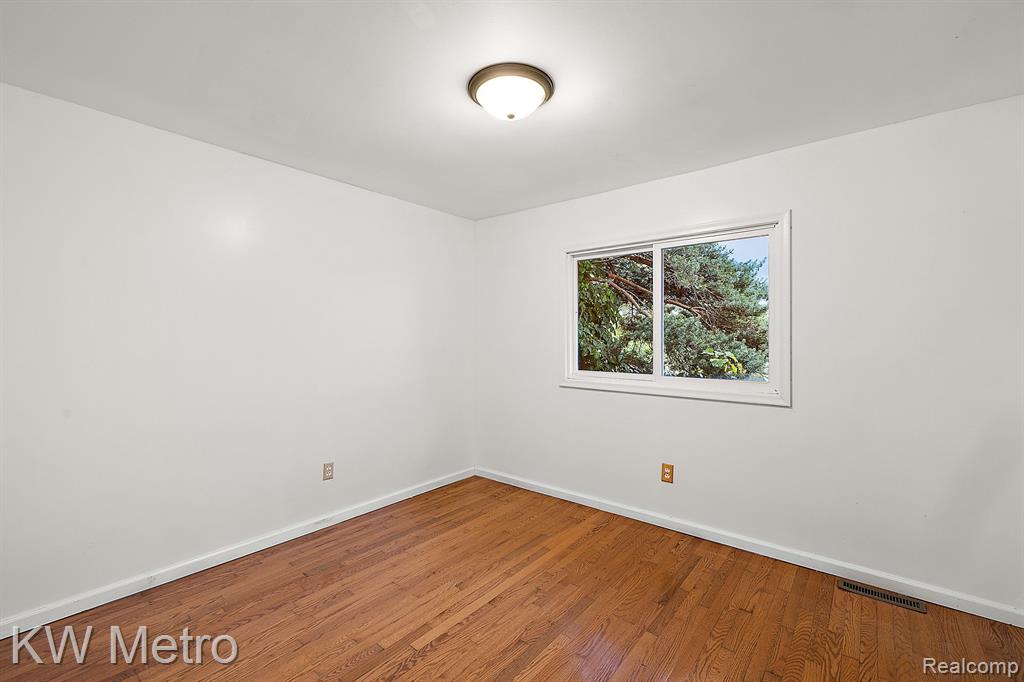 15183 YALE Road, Lynn, MI 48097 — Photo 26