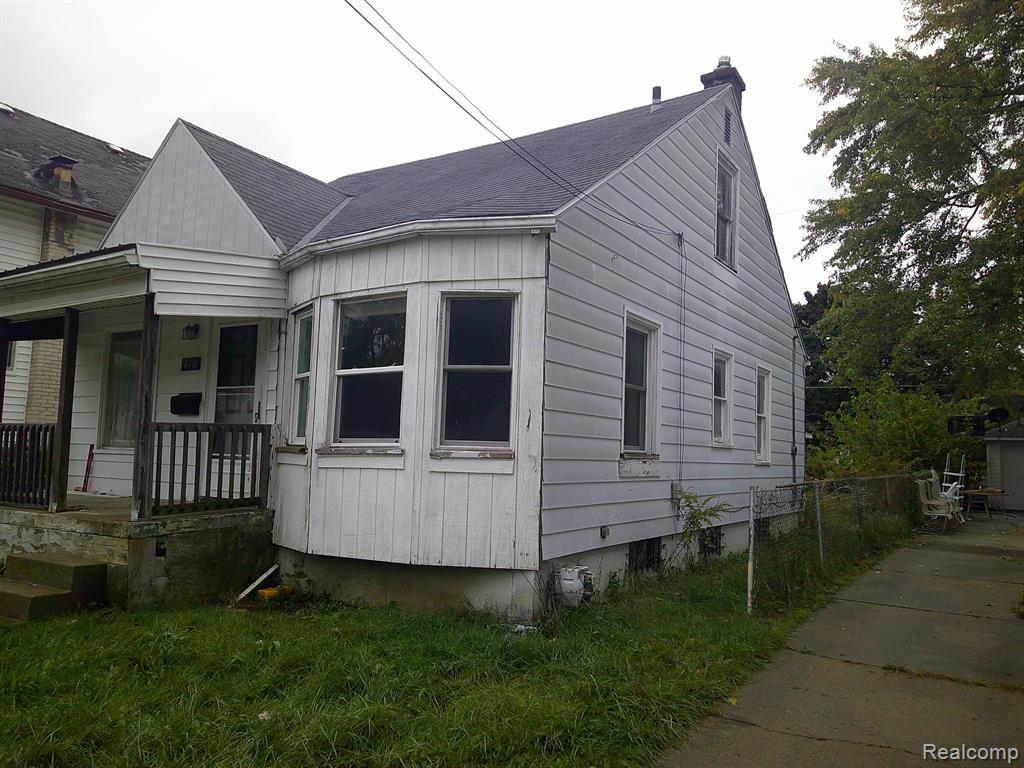 418 E BALTIMORE Boulevard, Flint, MI 48505 — Photo 3