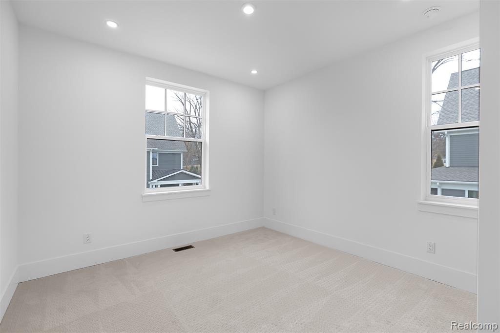 410 S Center Street, Northville, MI 48167 — Photo 26