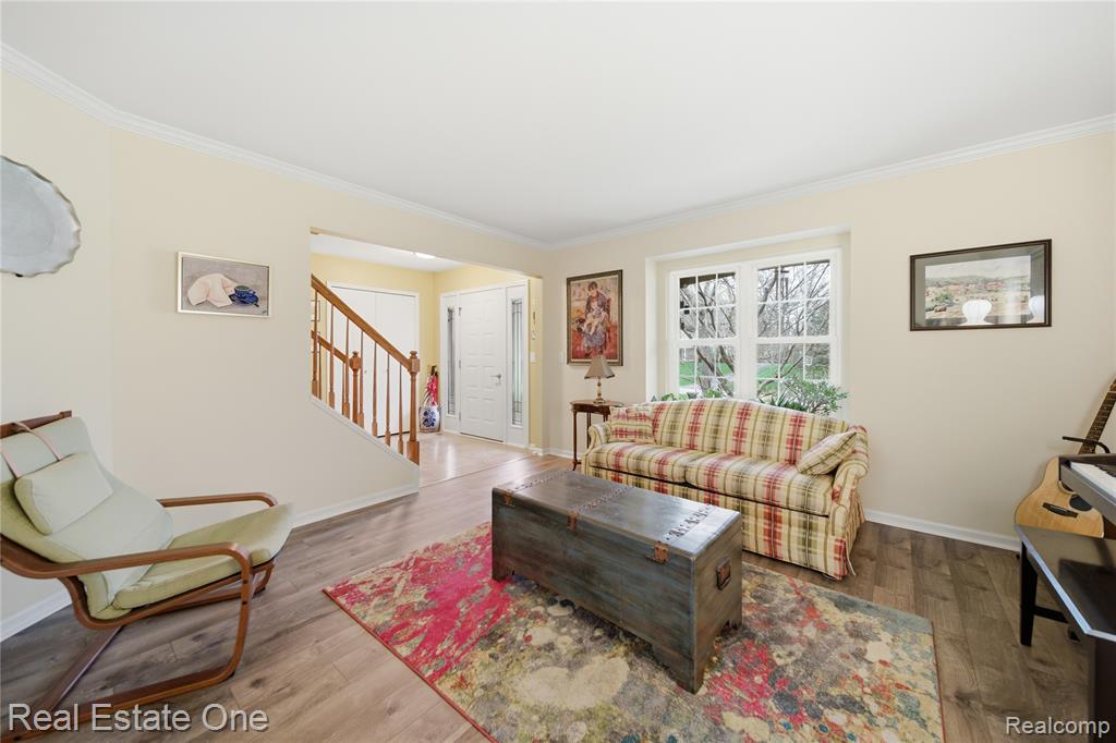 8135 Kimble Drive, Pinckney, MI 48169 — Photo 5