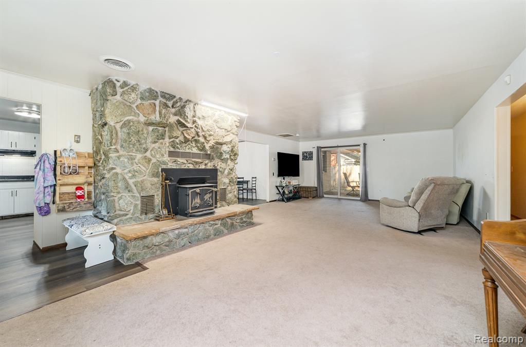 3977 Snowberry Road, Bridgeport, MI 48722 — Photo 6