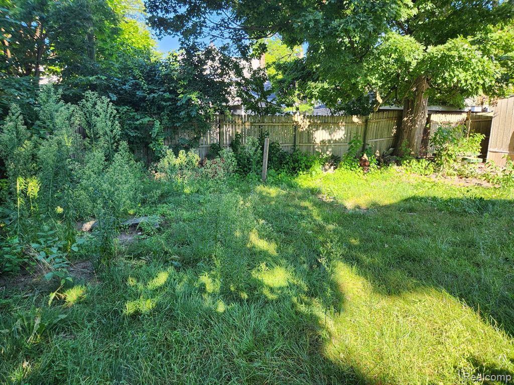 315 MCOMBER Street, Dowagiac, MI 49047 — Photo 40