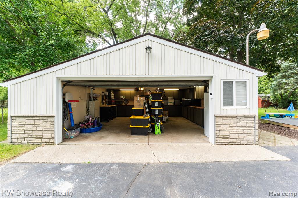 4575 OAKVISTA Avenue, Clarkston, MI — Photo 26
