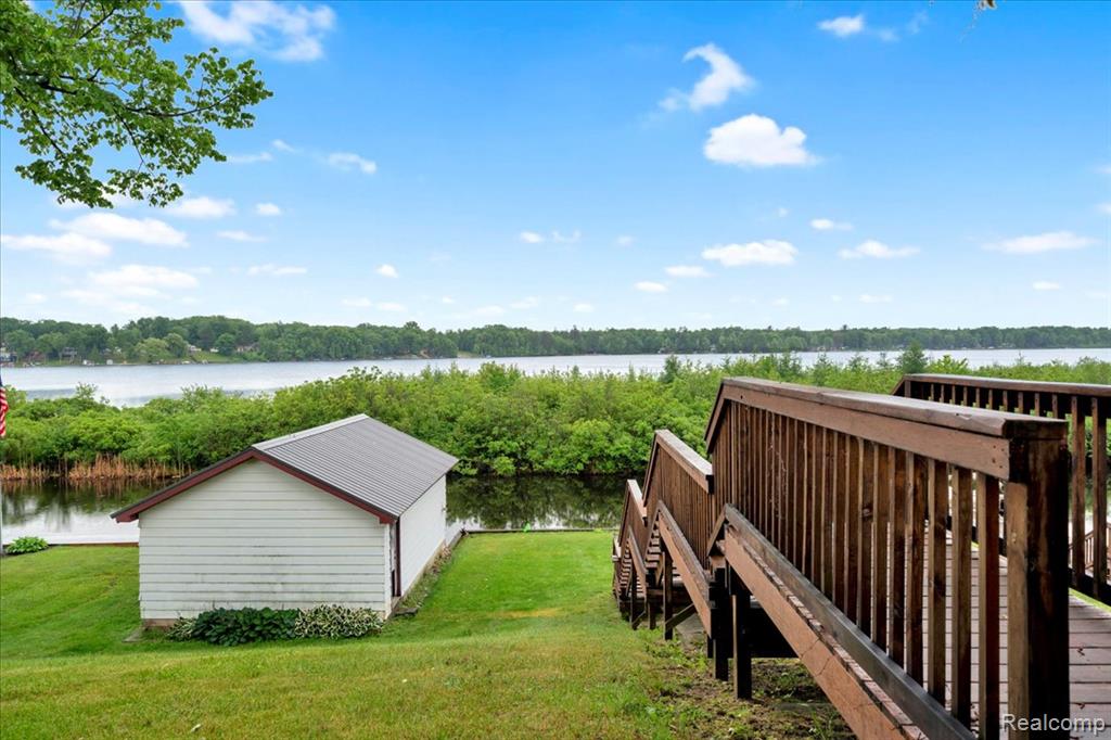 2898 E Lake Drive, Lupton, MI 48635 — Photo 26