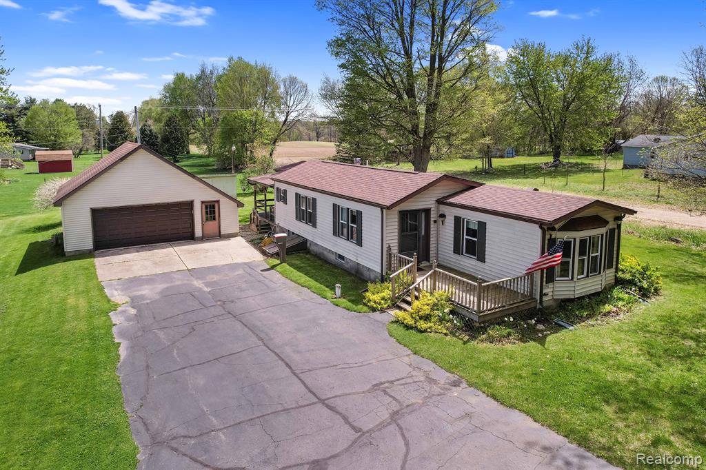 11161 S MORRICE Road, Morrice, MI 48857 — Photo 2