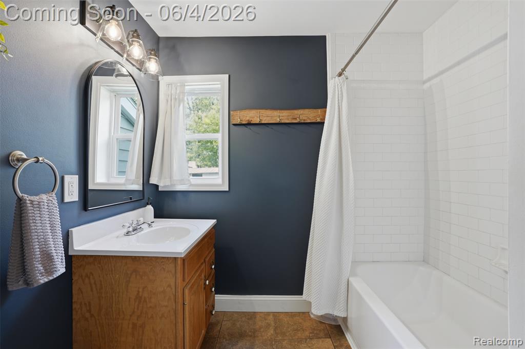 708 Walnut Street, Brighton, MI 48116 — Photo 13