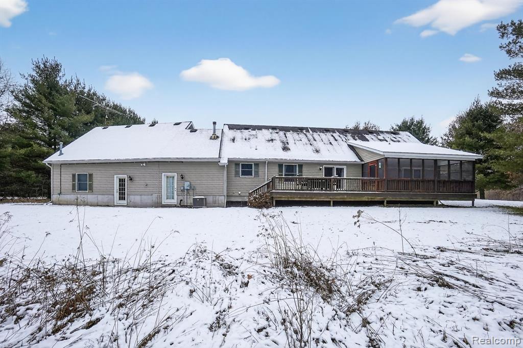 5099 Shields Road, Holly, MI 48442 — Photo 8