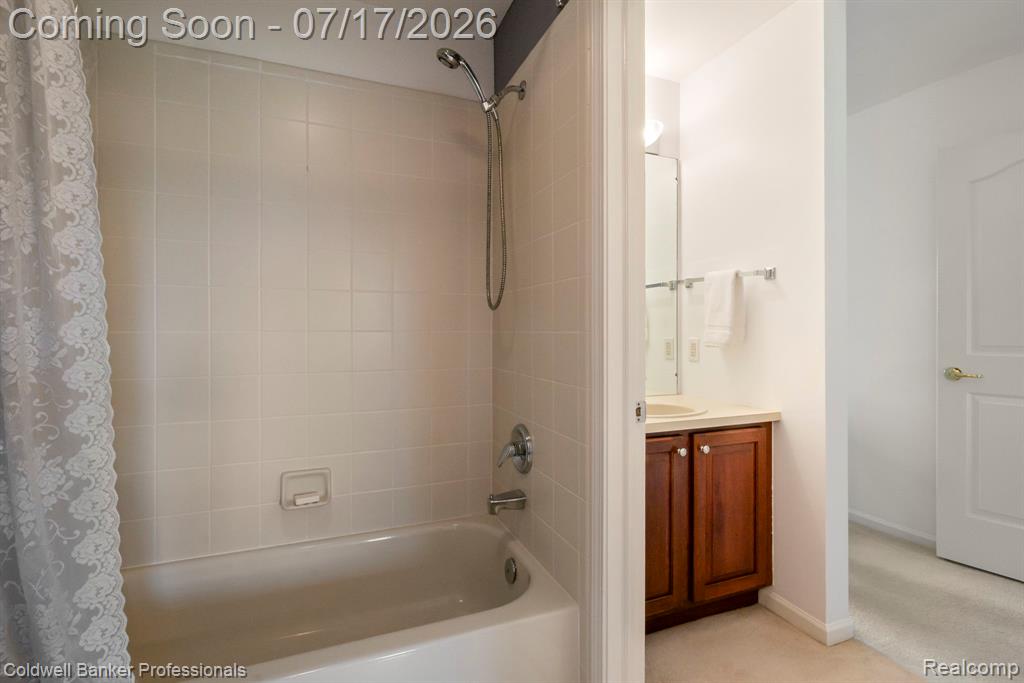 11460 Maple Valley Drive, Plymouth, MI 48170 — Photo 47