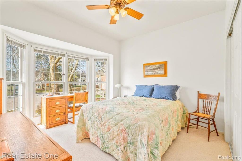 39612 GREENBRIER Court, Northville, MI 48168 — Photo 39