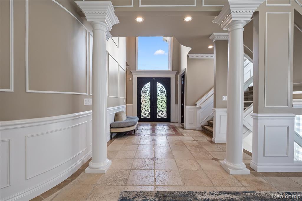 6608 Minnow Pond Drive, West Bloomfield, MI — Photo 5