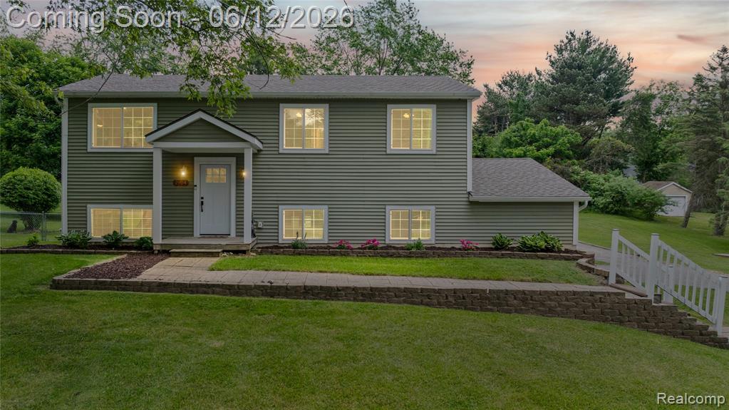 2904 Sun Terrace Drive, Hartland, MI 48353 — Photo 4