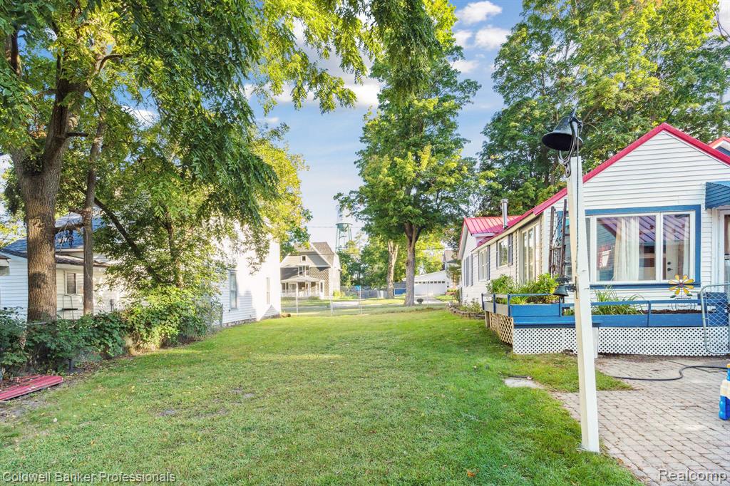 206 E SHERMAN Street, Holly, MI 48442 — Photo 28