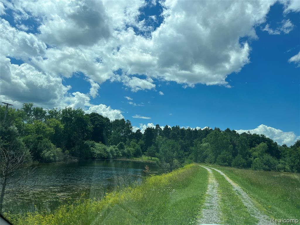 5015 Capac Road, Mussey, MI 48014