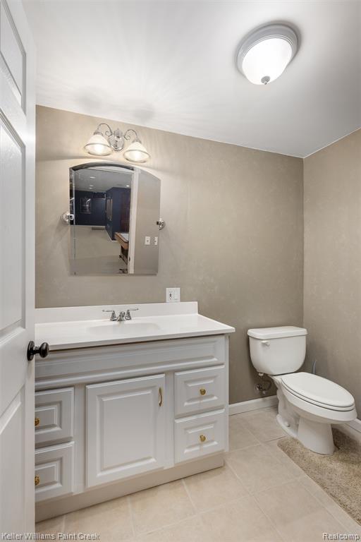 7537 Waterfall Drive, Grand Blanc, MI 48439 — Photo 29