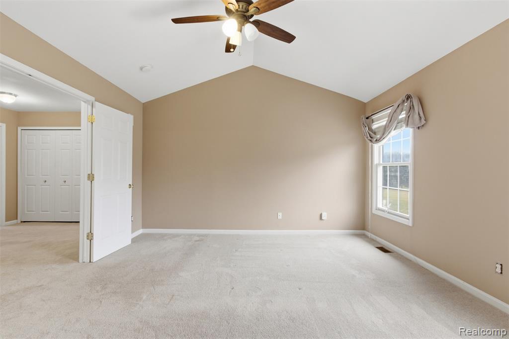 5139 Birkdale Drive, Commerce Twp, MI 48382 — Photo 31