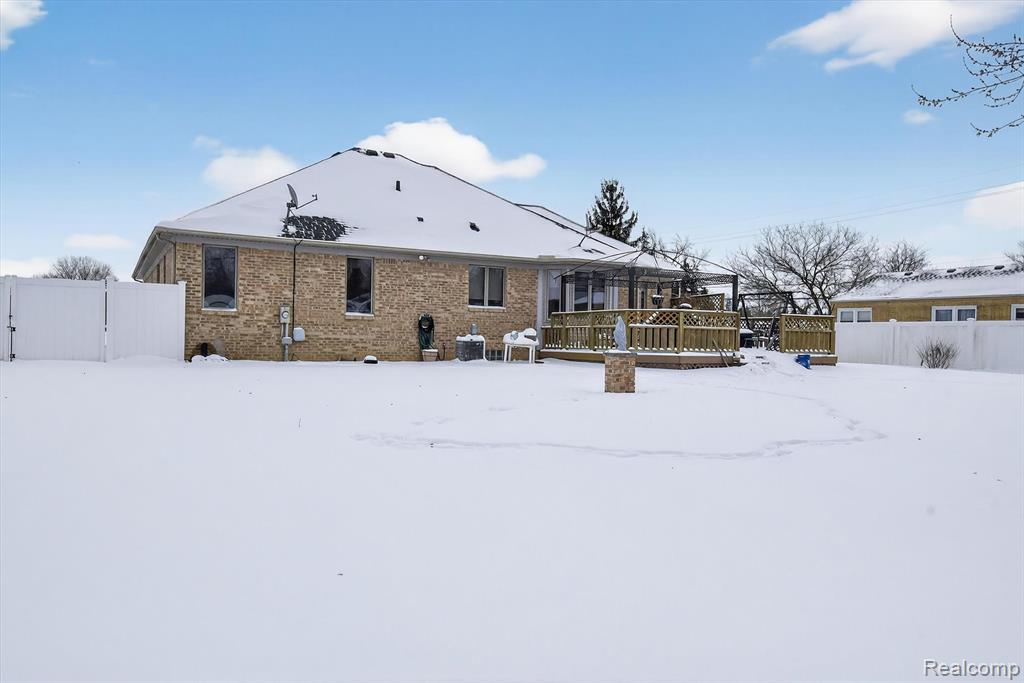 32874 Liparoto Drive, Rockwood, MI — Photo 38