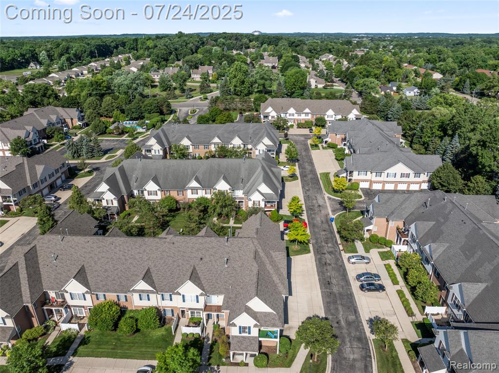 729 Amberly Dr, C, Waterford, MI 48328 — Photo 9