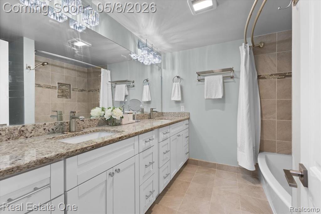 599 Thurber Drive, Troy, MI 48085 — Photo 8