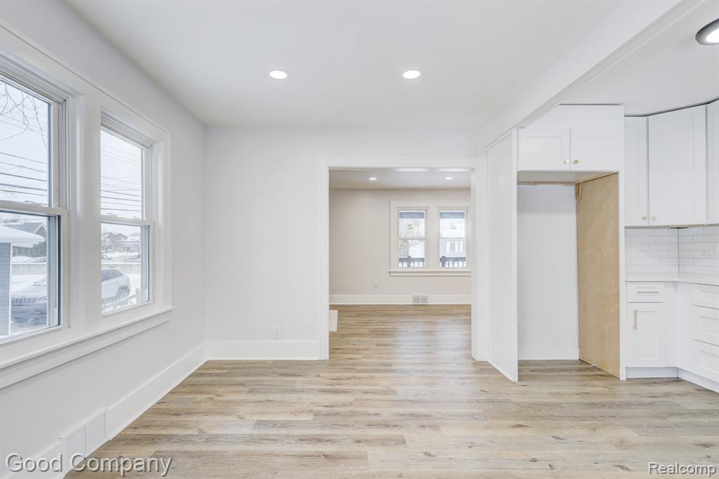 16309 Kirkshire Avenue, Beverly Hills, MI 48025 — Photo 20