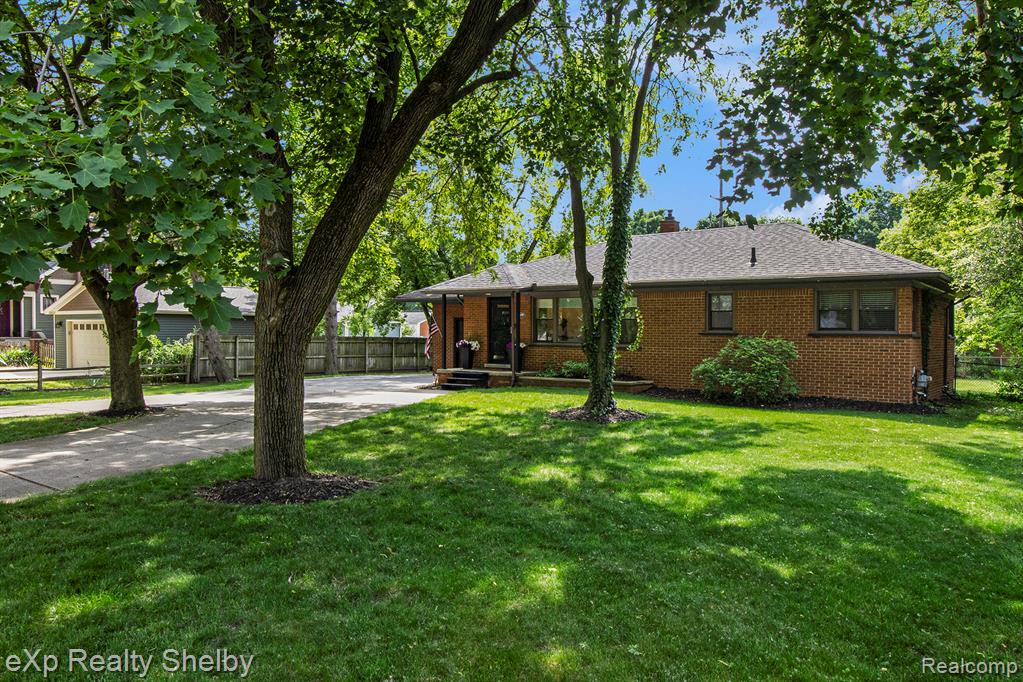 8873 S Main Street, Plymouth, MI 48170 — Photo 3