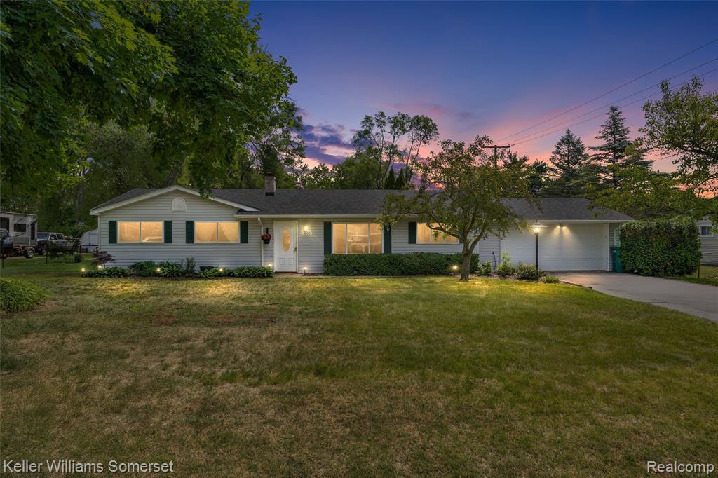 5550 Mary Sue Street, Clarkston, MI — Photo 2
