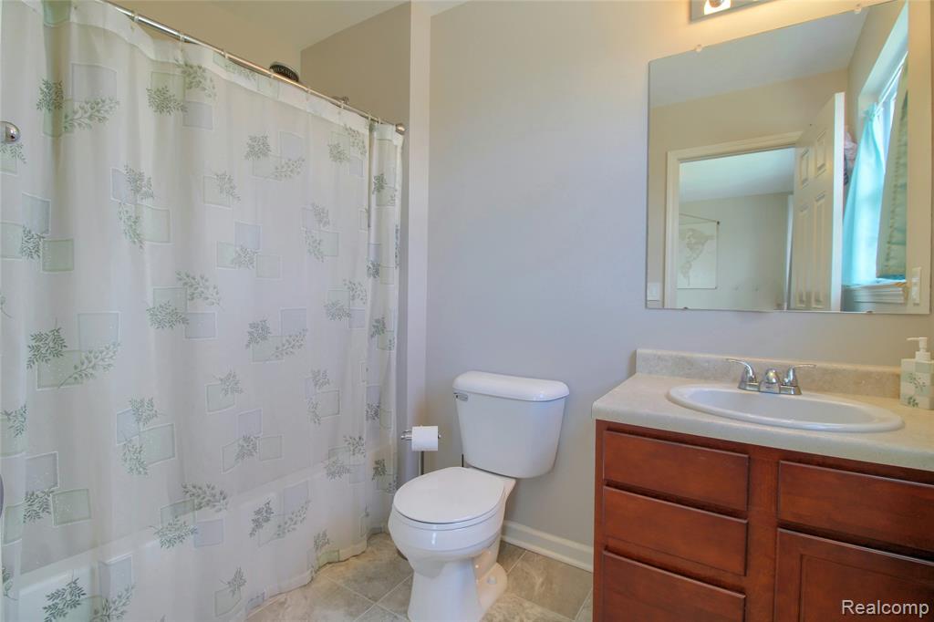 57649 Blossom Valley Trail, New Hudson, MI 48165 — Photo 31