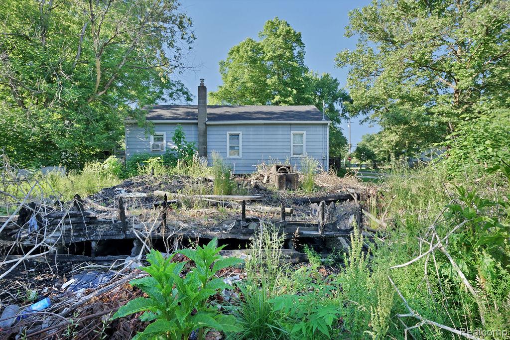 4201 Brunswick Avenue, Flint, MI 48507 — Photo 7