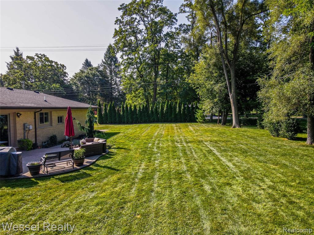 53121 Franklin Drive, Shelby Twp, MI 48316 — Photo 34