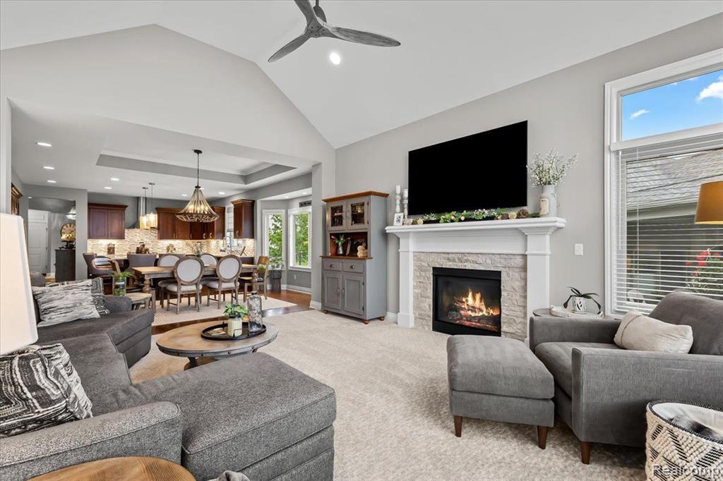 8350 STONEY CREEK Drive, South Lyon, MI 48178 — Photo 9