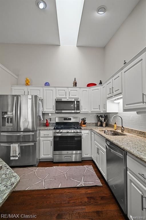 38863 COUNTRY Circle, 88, Farmington Hills, MI 48331 — Photo 12