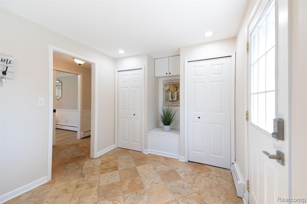 46682 Danbridge Court, Plymouth, MI 48170 — Photo 23