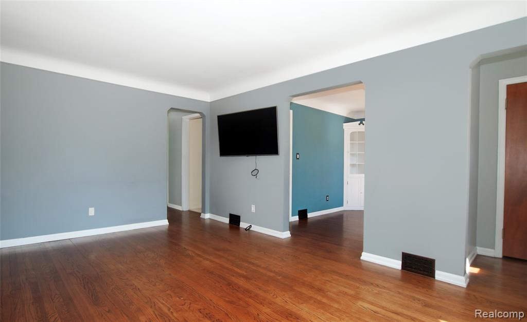 802 Catalpa Drive, Royal Oak, MI 48067 — Photo 5