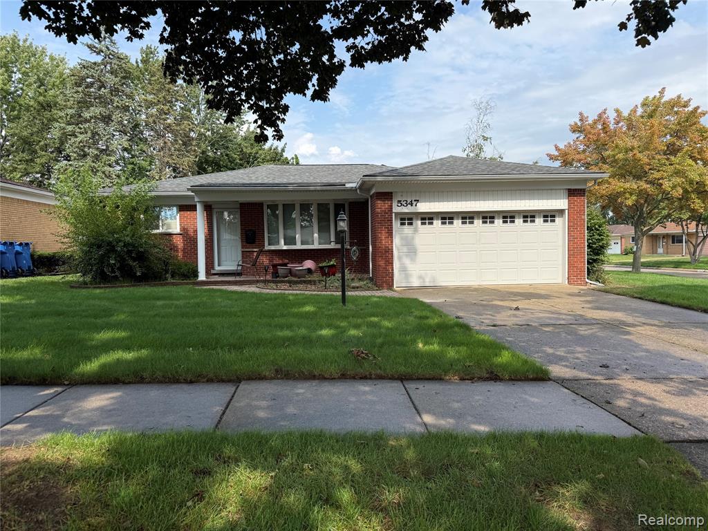 5347 Parent Avenue, Warren, MI 48092