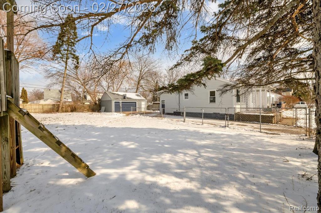 617 McKeighan Avenue, Flint, MI 48507 — Photo 27