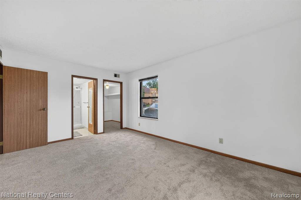 61171 Greenwood Drive, South Lyon, MI 48178 — Photo 28