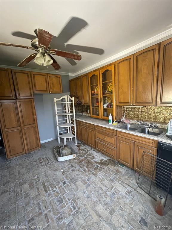 4626 LAKEWOOD Street, Detroit, MI 48215 — Photo 13