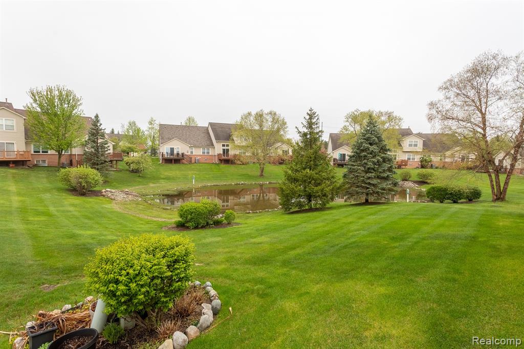 5496 GREENWAY Drive, 48, Trenton, MI 48183 — Photo 39